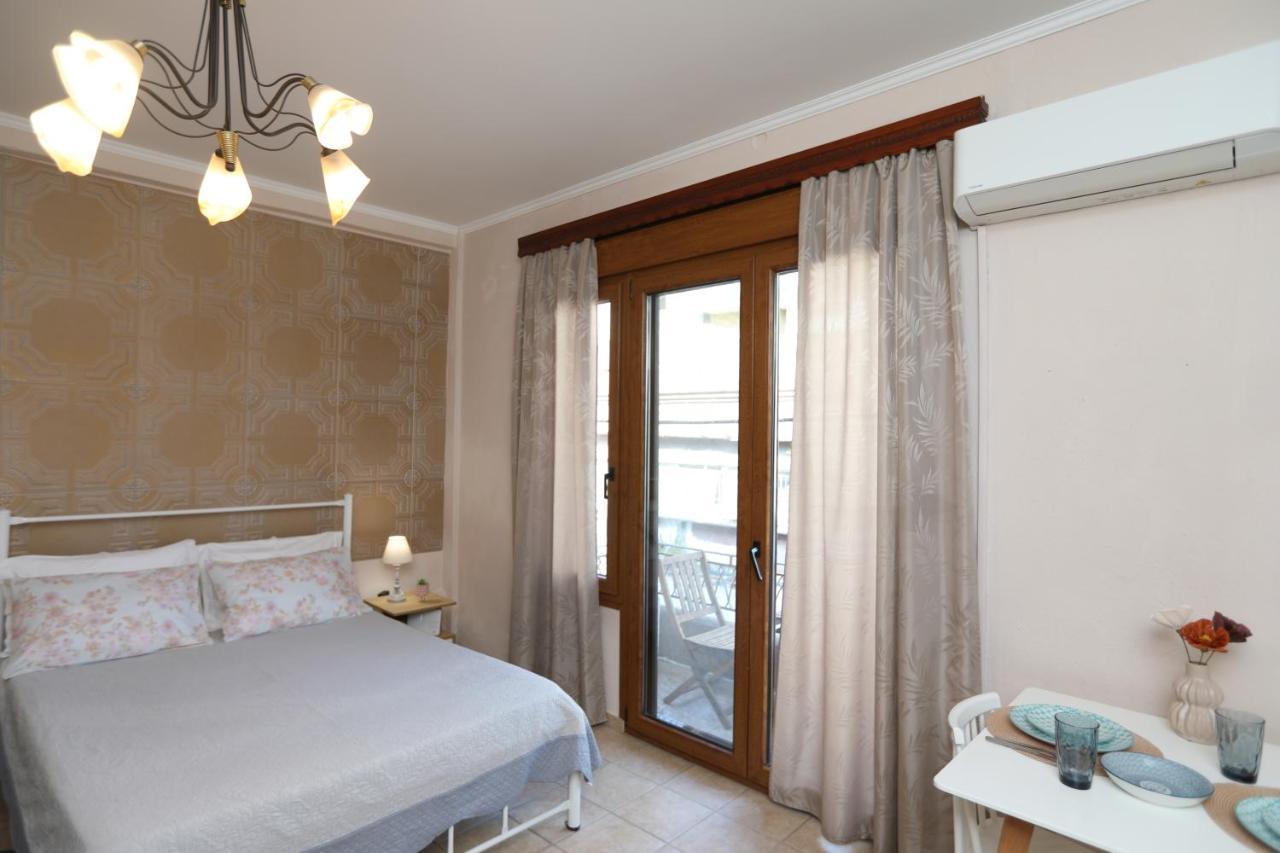 Niki'S Apartement Kavala Esterno foto