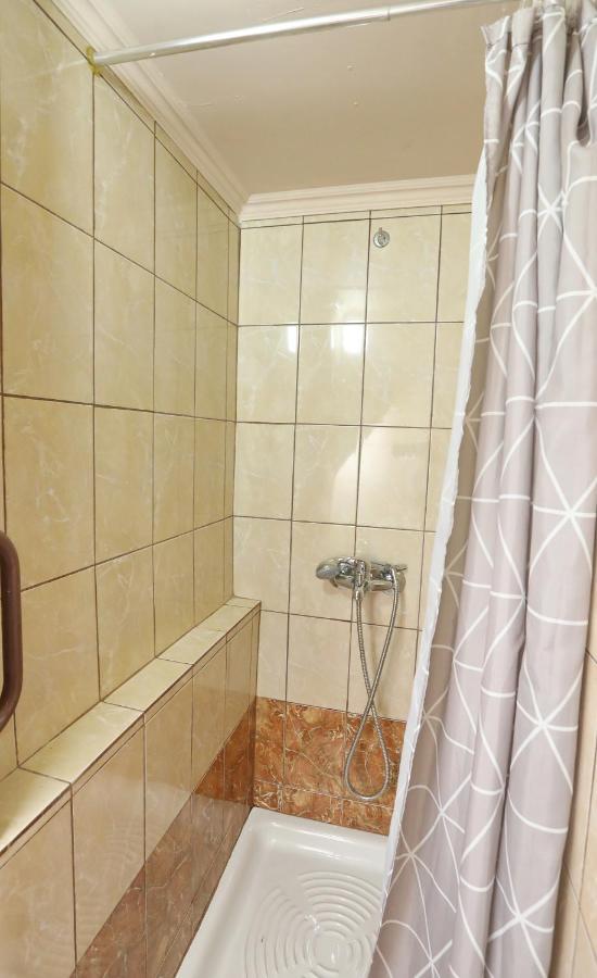 Niki'S Apartement Kavala Esterno foto